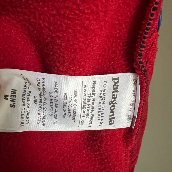 Patagonia Synchilla Full Zip Hooded Jacket (Size Medium) - Picture 6 of 7